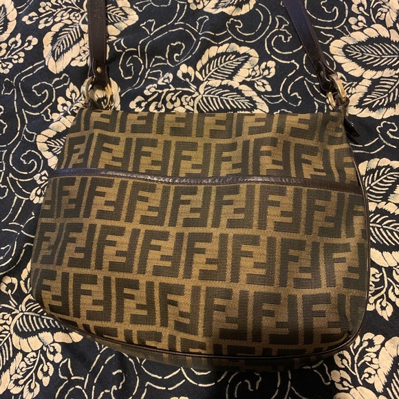 Fendi Crossbody Bag - Picture 2 of 16